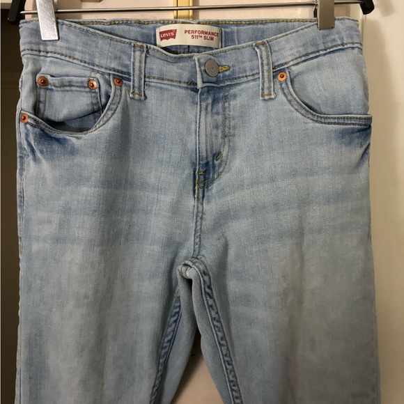 EUC Levi's 511 Slim Light Blue Women’s Jeans, Size 27 - Picture 2 of 3